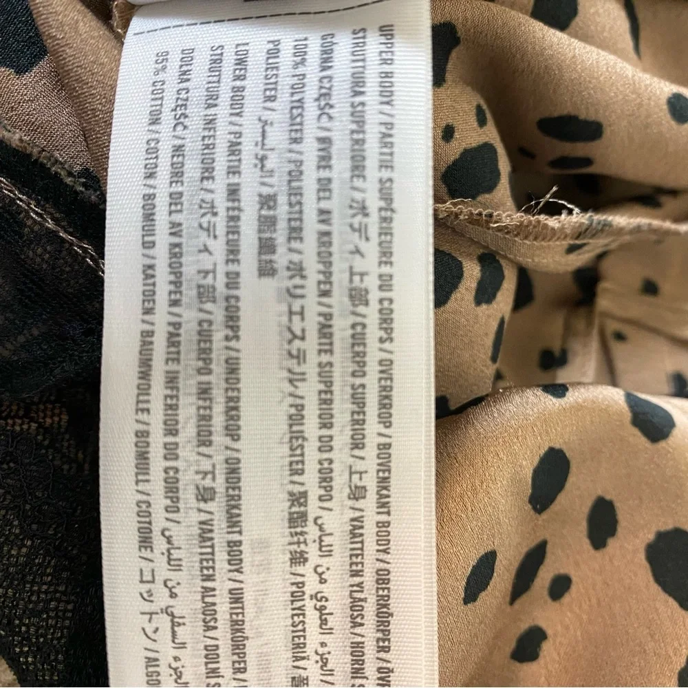 Abercrombie and Fitch Bodysuit Camisole Leopard and Black Lace Size Large - Picture 7 of 7